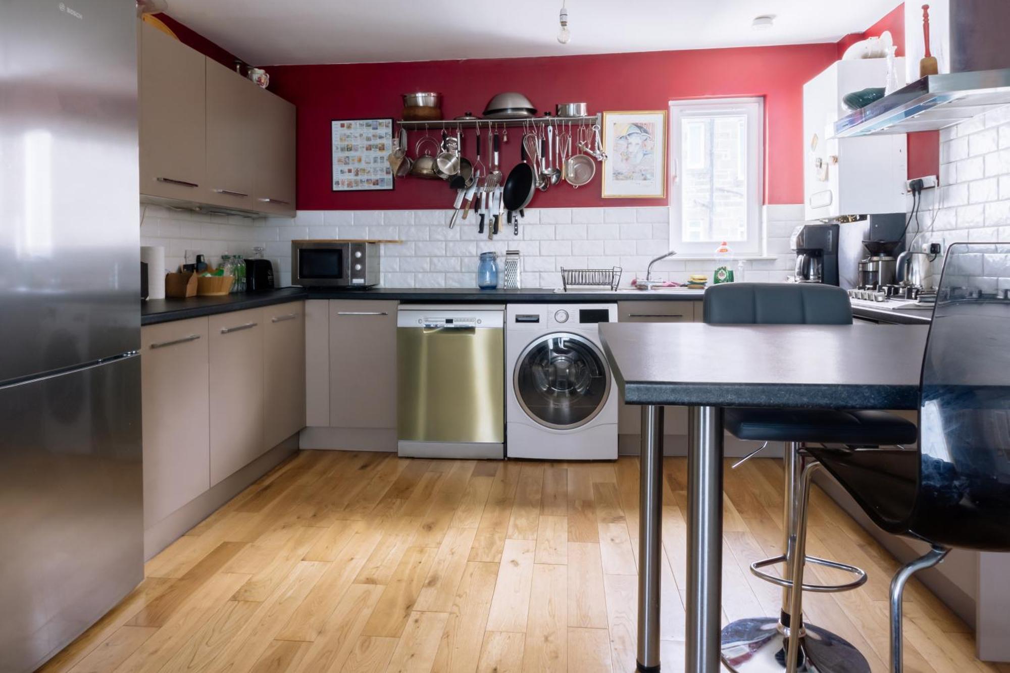 אדינבורו Stylish 3 Bedroom Apartment Near Hollyrood Park מראה חיצוני תמונה